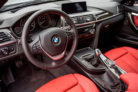 2016 BMW 340i M Sport INTERIOR 16