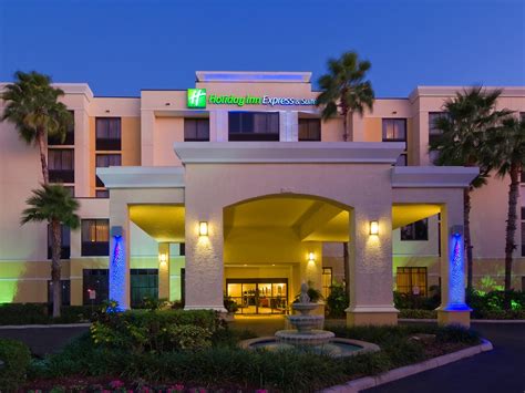 Holiday Inn Express & Suites Kendall East - Miami Hotel by IHG