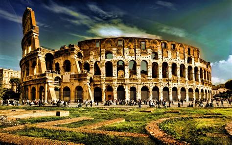 Colosseum, The Arena of Life And Death of The Rome Gladiators ...