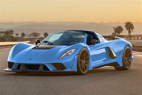 Ngắm nhìn vua tốc độ thế giới Hennessey Venom F5