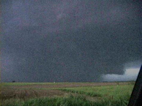 Hallam Tornado Damage Photos and Video May 22 2004 and Columbus Supercell