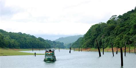 Periyar Boating, Thekkady - Experience Kerala