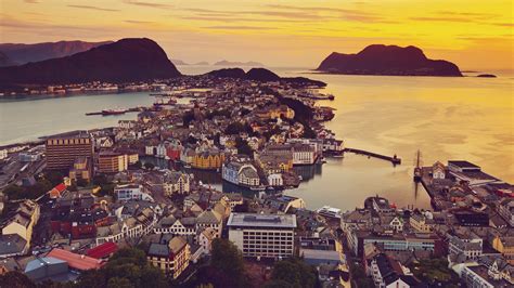 alesund, norway - Desktop Wallpaper