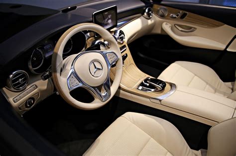 Mercedes-Benz C-Class Cabriolet A205 Interior Unveiled - autoevolution