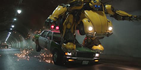 'Bumblebee' Transformers Movie: Watch 'Bee Evade the Cops in Exclusive ...