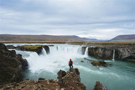 The Complete Guide to Iceland's Godafoss Waterfall