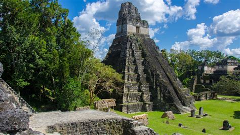 Descubriendo las ruinas Mayas: Tikal