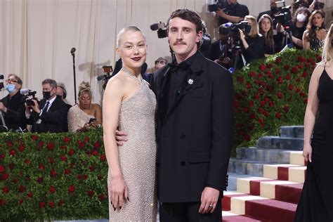 Phoebe Bridgers and Paul Mescal Are Reportedly Engaged | Vogue