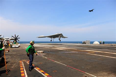 U.S. Navy Drone Makes Historic Carrier Landing [VIDEO]