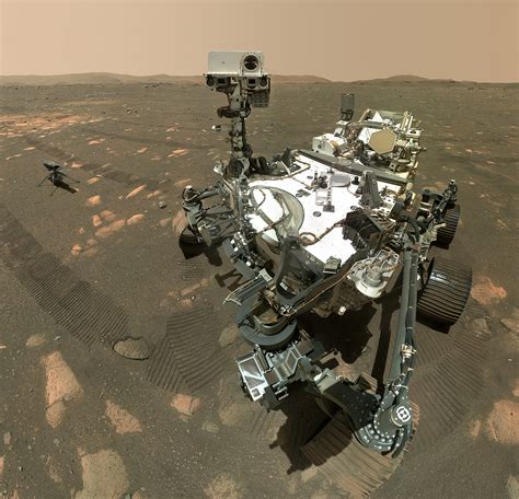 NASA's Perseverance Mars Rover Snaps a Selfie with the Ingenuity ...