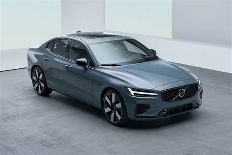 2023 Volvo S60 Plug-in Hybrid Prices, Reviews, and Pictures | Edmunds