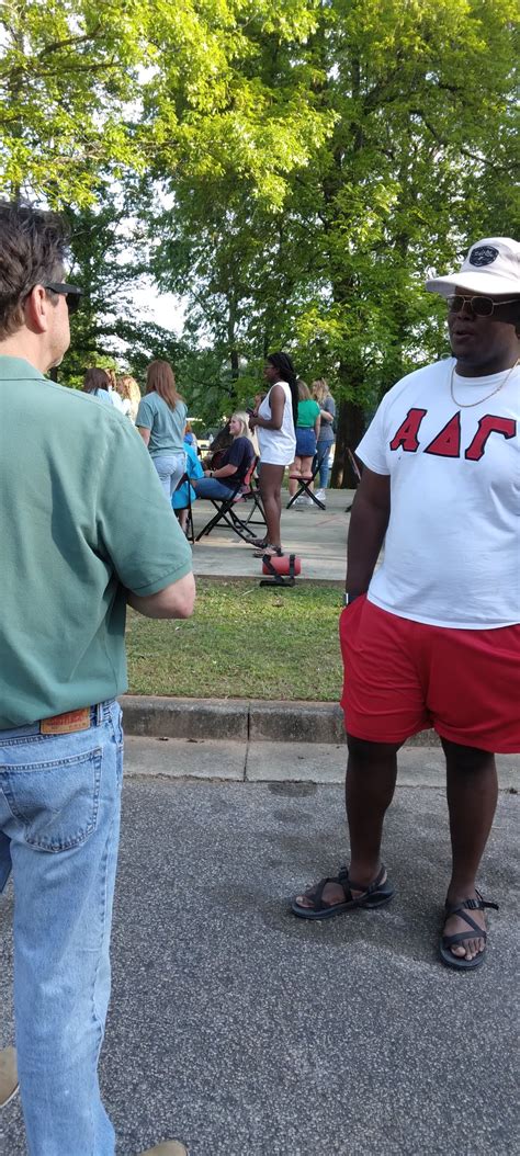 LaGrange College on Twitter: "LC faculty and staff enjoyed burgers and ...