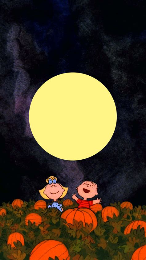 Download Celebrate Halloween with the Peanuts Gang Wallpaper ...