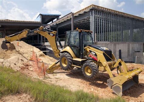 Caterpillar announces 450F backhoe with 5% more horsepower (WOC 2013)