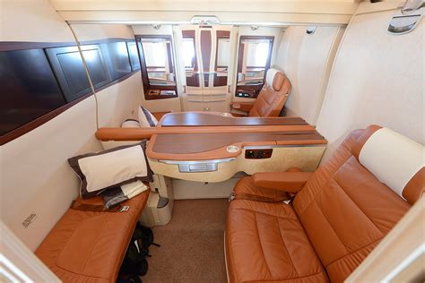 Singapore Airlines A380 First Class Suite Singapore to Tokyo Narita ...