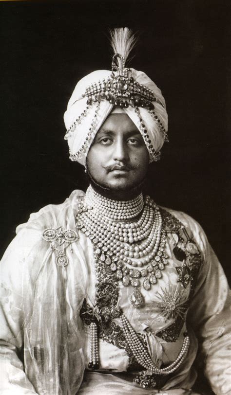 Maharaja, The Splendour of India's Royal Courts | Fashion and Hairstyles