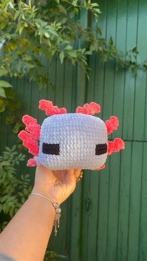 Minecraft Axolotl plush | Fun crochet projects, Minecraft crochet ...