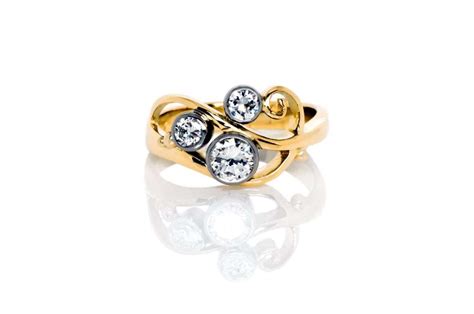 Diamond rings - design inspiration Archives - Page 4 of 7 - Ruby Tuesday