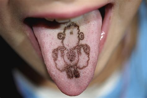 Do tongue tattoos affect your sense of taste? | HowStuffWorks