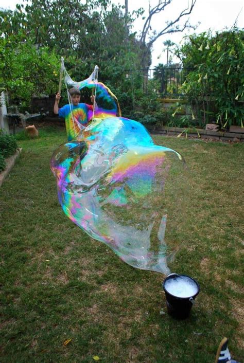 8 Fabulous DIY Bubble Makers