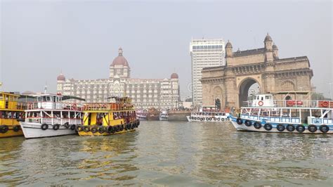 18/03/2023: Mumbai, India: View of Gateway of India and Boats Editorial ...