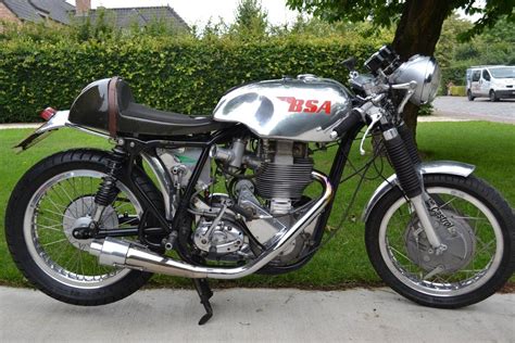 bsa cafe racer | BSA Gold Star cafe racer 500cc - YouTube British ...