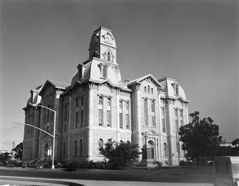 [Parker County Courthouse] - Side 1 of 1 - The Portal to Texas History