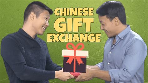 How to Properly Exchange Gifts With a Chinese Person - YouTube