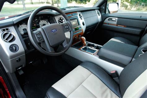 2009 Ford Expedition Pictures - 110 Photos | Edmunds