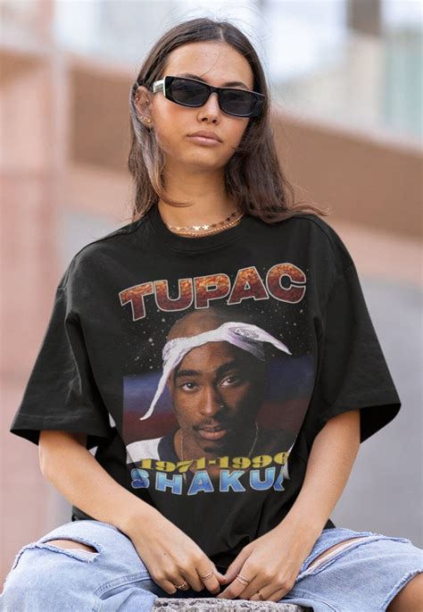 TUPAC SHAKUR TSHIRT Tupac Shakur Memorial Sweatshirt 2PAC - Etsy