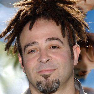 Adam Duritz - Bio, Family, Trivia | Famous Birthdays