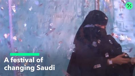 Watch Saudi Arabia's Festival - Bloomberg