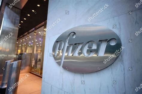 View Pfizer World Headquarters New York Editorial Stock Photo - Stock ...