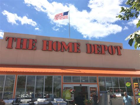 Home Depot Honors Veterans