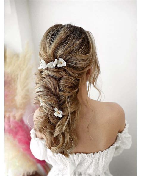 Princess Hairstyles: The 26 Most Charming Ideas