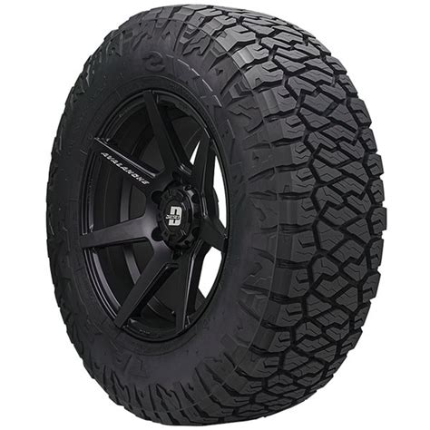 MAXXIS RAZR AT811 / / PLEASE CALL FOR AVAILABILITY - Tyremagic