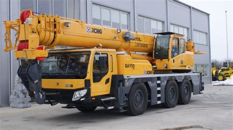 Different Types of Mobile Cranes Explained | 303ProLift