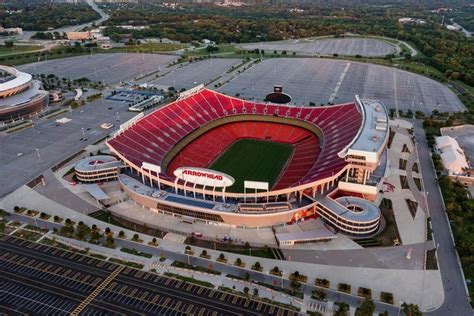 Pin by Ken Ferguson on Chiefs | Arrowhead stadium, Football stadiums ...