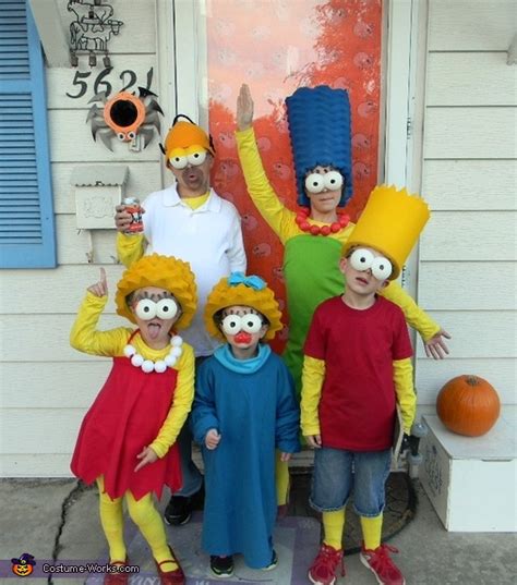 25+ Trending Family Costume Ideas For Halloween 2024