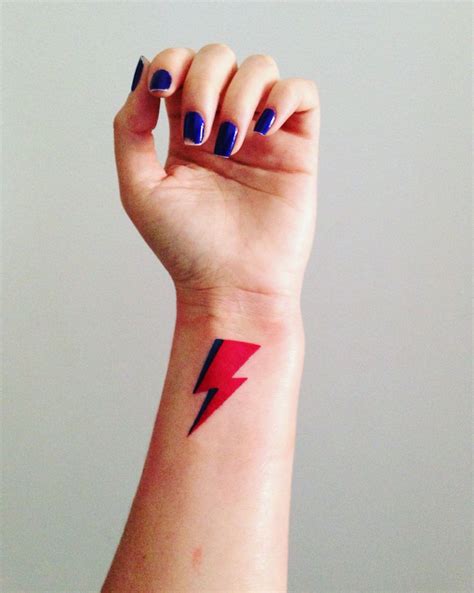 David Bowie tattoo | David bowie tattoo, Bowie tattoo, Music tattoo designs