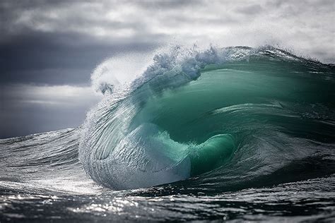 The Majestic Power Of Ocean Waves Captured by Warren Keelan | DeMilked