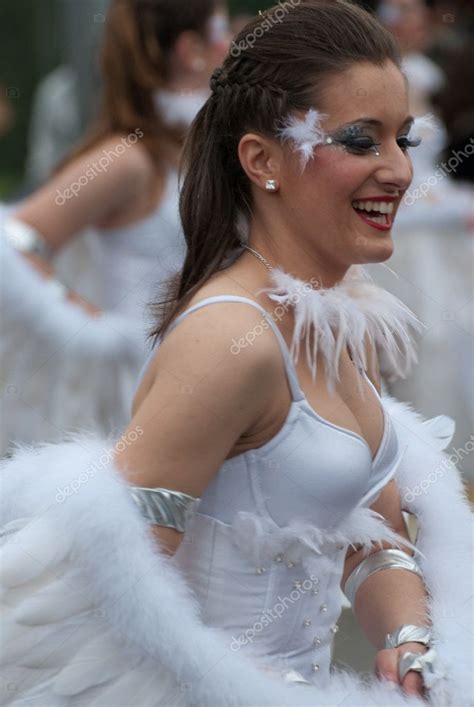 Carnaval de Ovar, Portugal – Stock Editorial Photo © homydesign #10837908