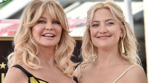 Goldie Hawn, Kate Hudson, baby make history on People | CNN