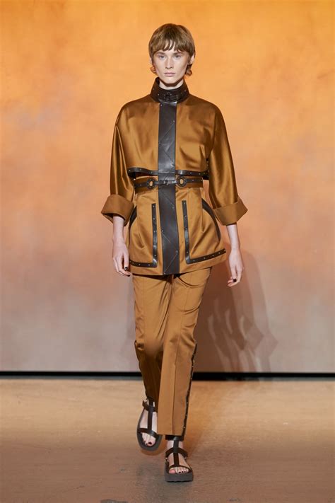 Hermès News, Collections, Fashion Shows, Fashion Week Reviews, and More ...