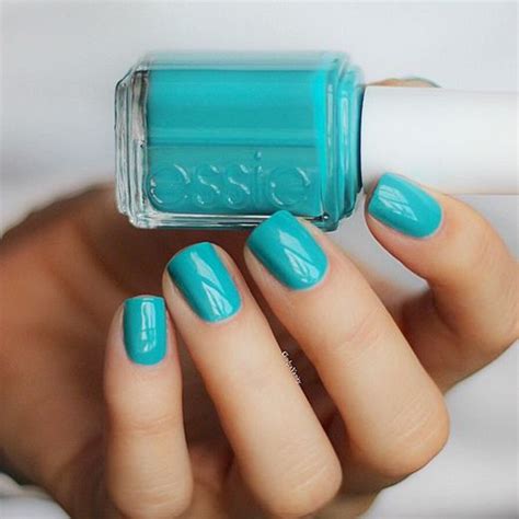 New Nail Looks & Nail Colors - Essie | Short acrylic nails, Essie nail ...