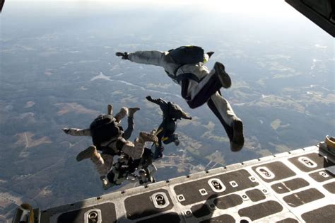 Navy SEALs: Missions | Military.com