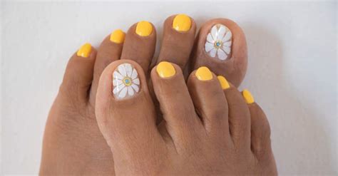 White Spots On Toenails After Pedicure - Nail Ftempo