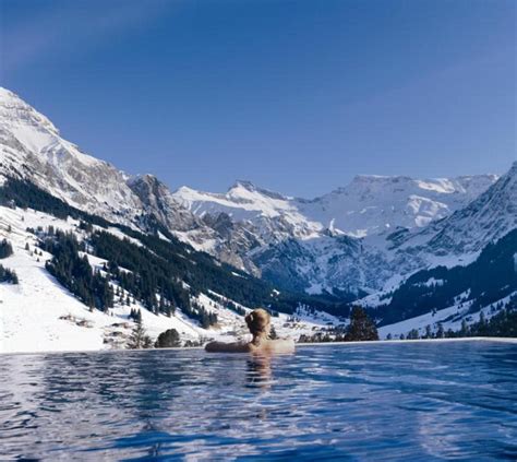 THE WORLD GEOGRAPHY: 12 Wonderful Winter Pools