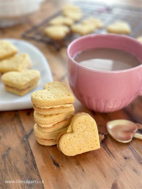 Homemade Custard Creams Recipe - Life is a Party