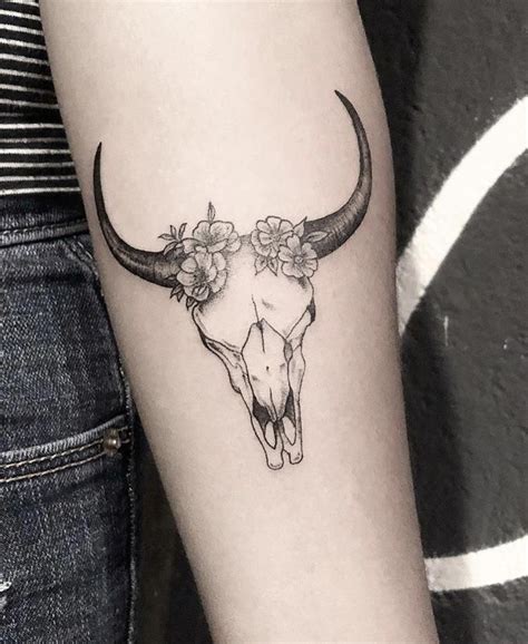 best sleeve tattoos #Sleevetattoos | Cow skull tattoos, Bull skull ...